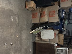 10 x 15 storage unit in Los Angeles, CA