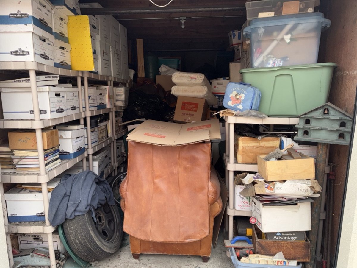 10 x 20 storage unit in El Segundo, CA