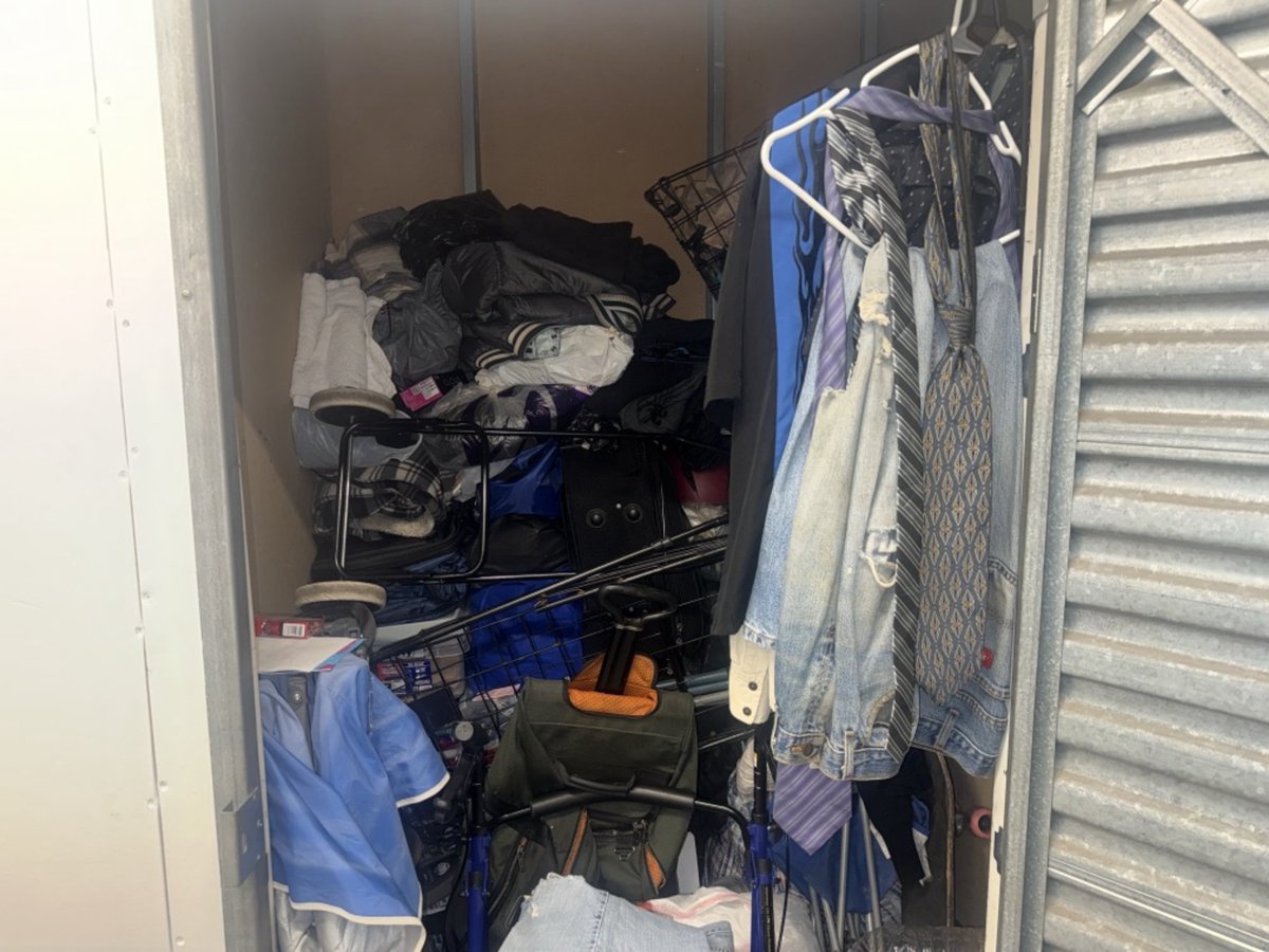 5 x 5 storage unit in Los Angeles, CA