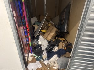 5 x 10 storage unit in El Segundo, CA