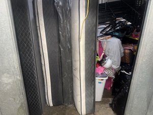 10 x 15 storage unit in Los Angeles, CA