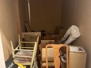 5 x 10 storage unit in Concord, CA