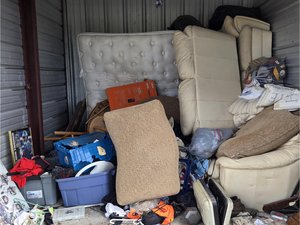 10 x 10 storage unit in Bonita Springs, FL