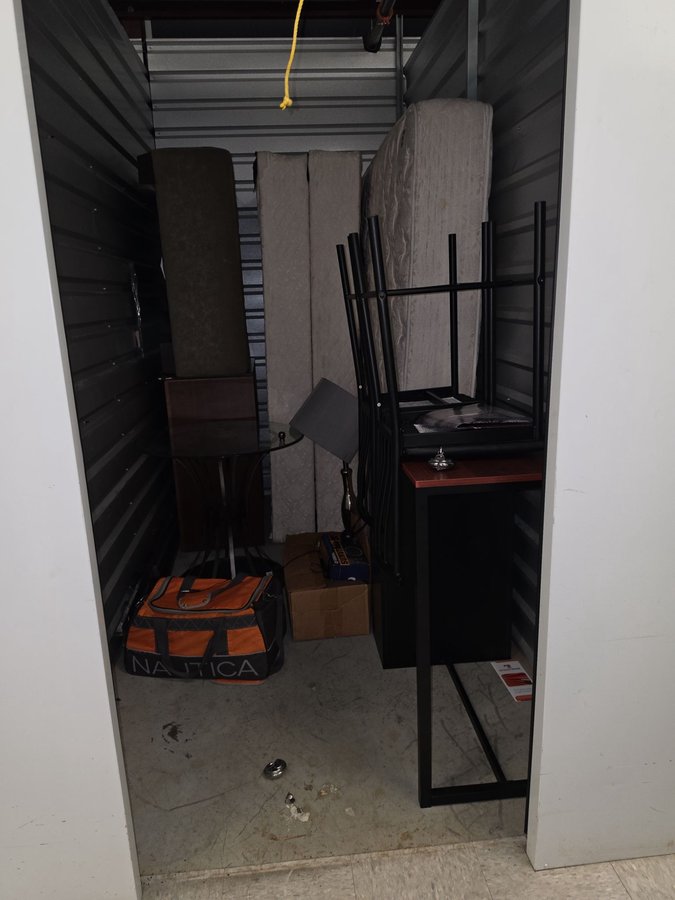 5 x 10 storage unit in Charlotte, NC