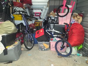 10 x 10 storage unit in Charlotte, NC