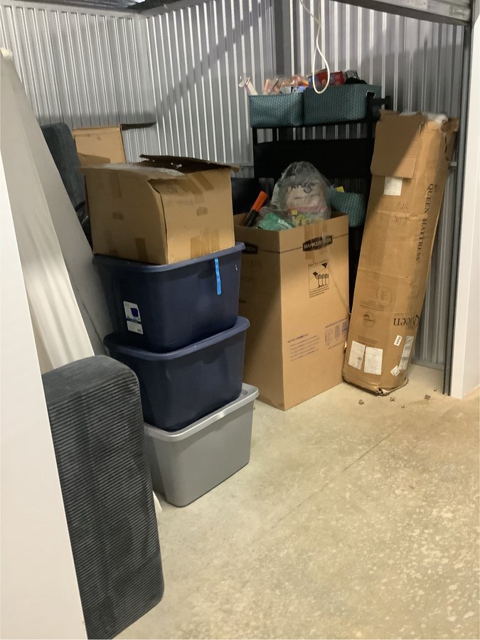 10 x 10 storage unit in Alpharetta, GA