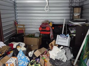 10 x 10 storage unit in Tallahassee, FL