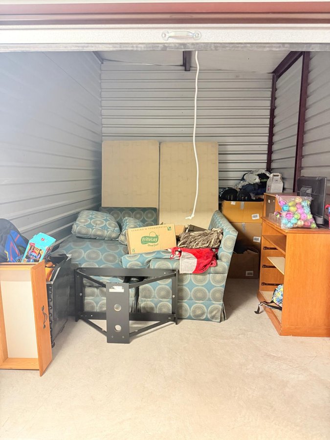 10 x 15 storage unit in Mission, TX
