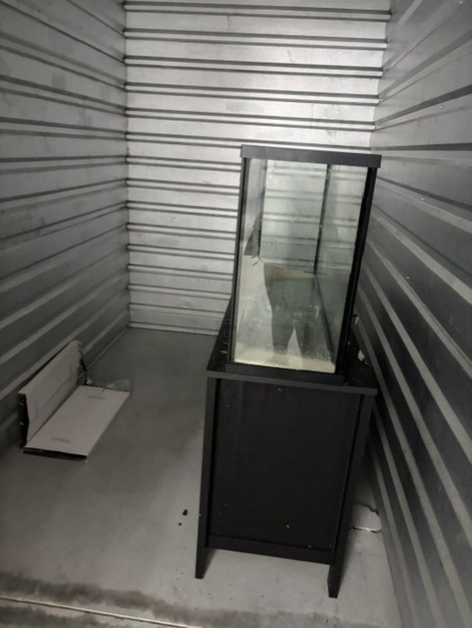 5 x 10 storage unit in Ocoee, FL