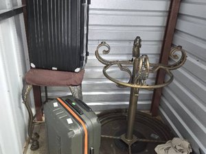 5 x 4 storage unit in Hollywood, MD