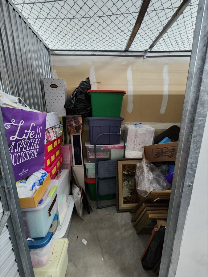 10 x 5 storage unit in West Palm Beach, FL