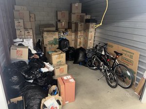 10 x 15 storage unit in Los Angeles, CA
