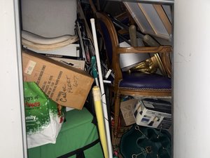 4 x 10 storage unit in Los Angeles, CA