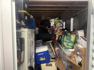 5 x 9 storage unit in Los Angeles, CA