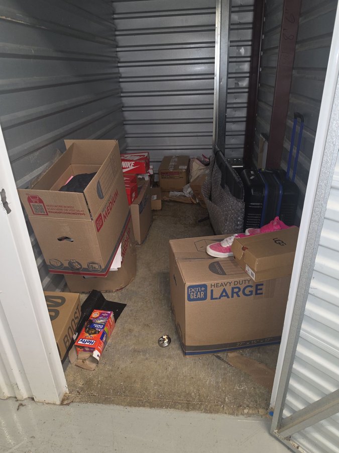 5 x 10 storage unit in Charlotte, NC