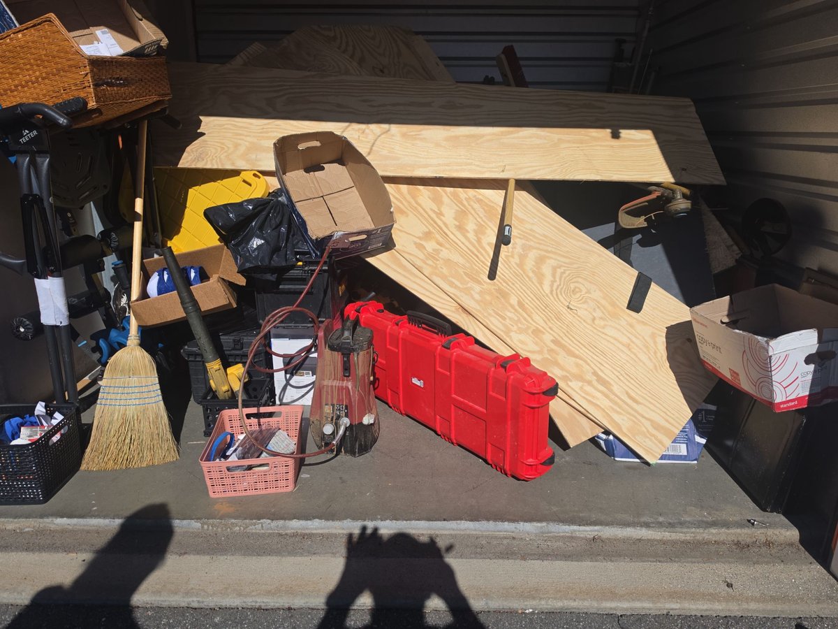 10 x 10 storage unit in Concord, NC