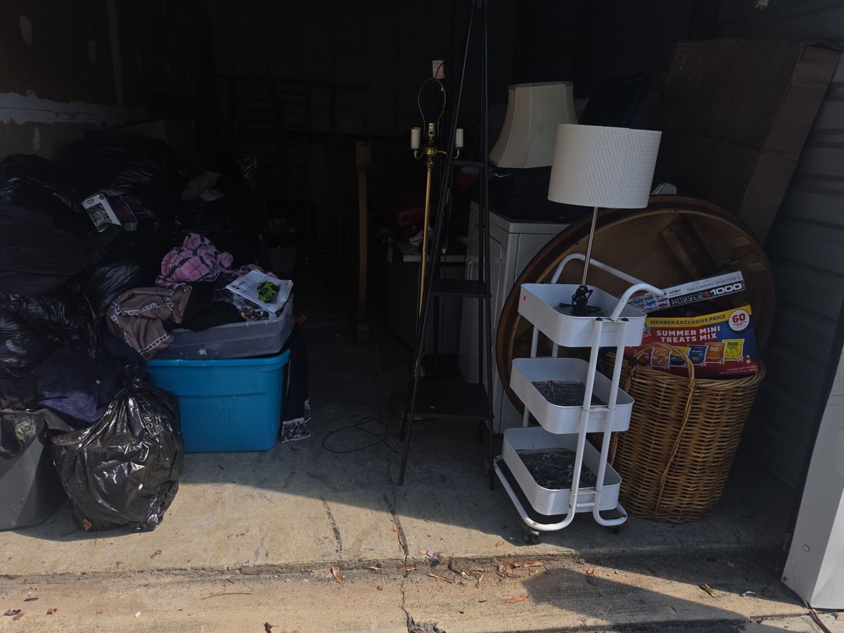 10 x 15 storage unit in Charlotte, NC