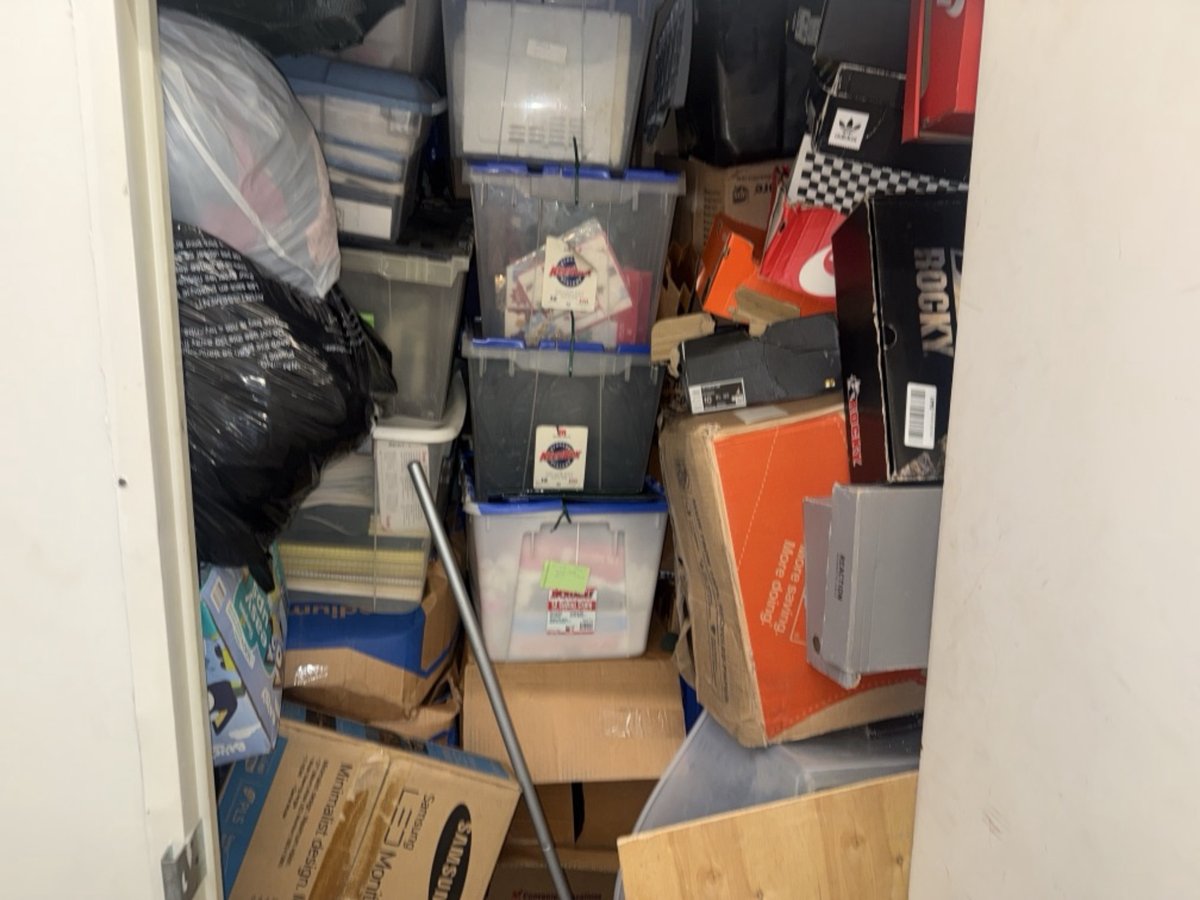 5 x 10 storage unit in Los Angeles, CA