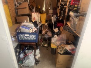 10 x 15 unit in Los Angeles