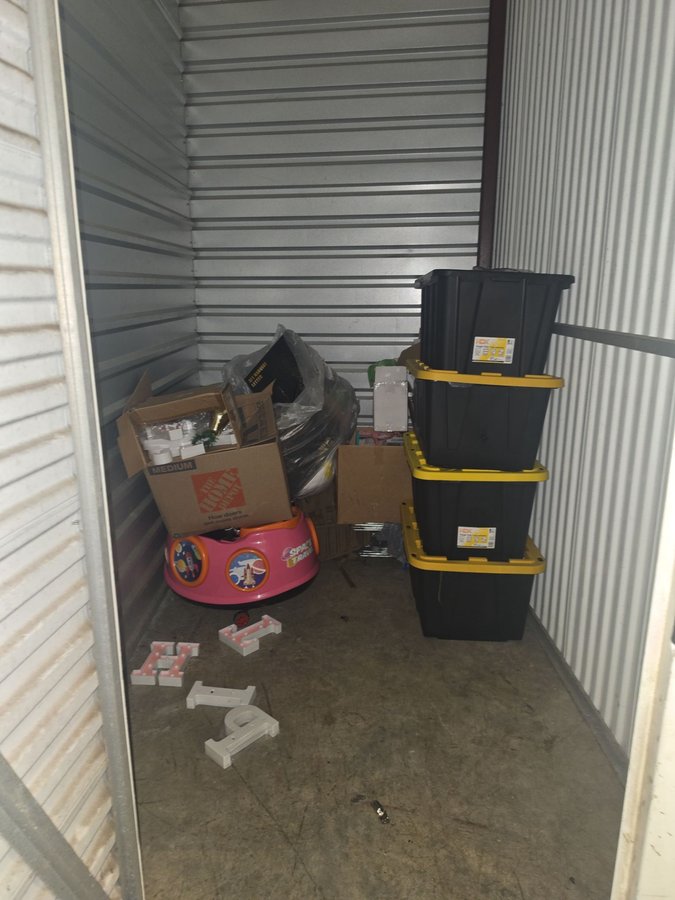 5 x 10 storage unit in Charlotte, NC