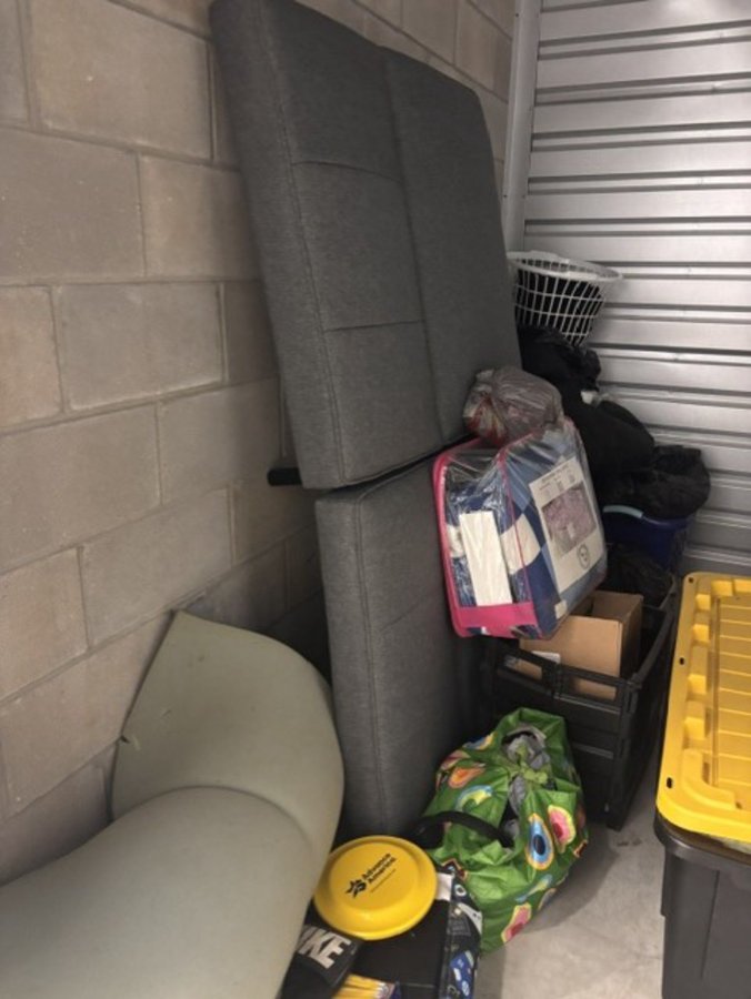 5 x 10 storage unit in Orlando, FL