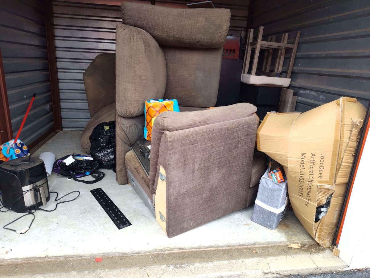 10 x 10 storage unit in Charlotte, NC