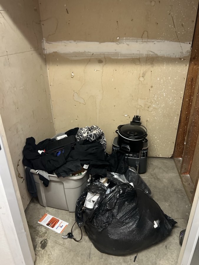 4 x 5 storage unit in Pittsburg, CA