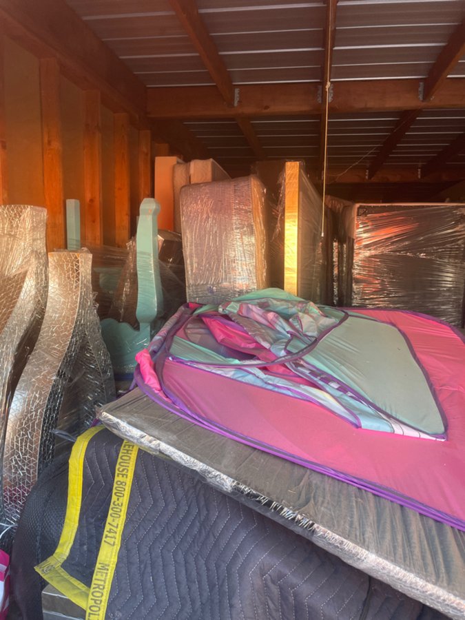 9 x 30 storage unit in Pittsburg, CA