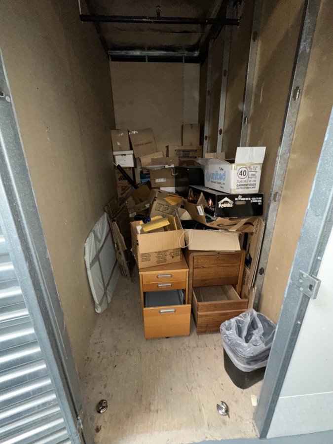 5 x 10 storage unit in Culver City, CA