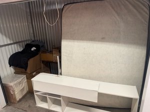 5 x 10 storage unit in Los Angeles, CA