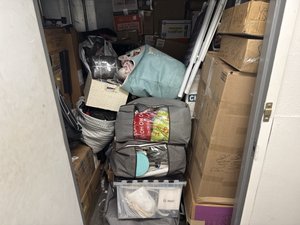 9 x 10 storage unit in Los Angeles, CA