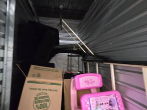 10 x 12 storage unit in Newport News, VA