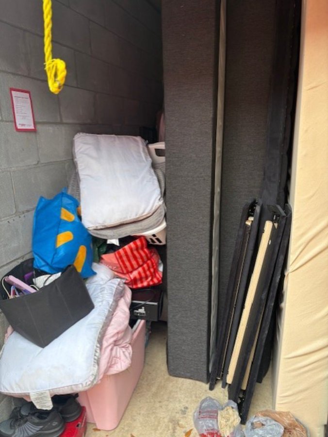 5 x 10 storage unit in Jacksonville, FL