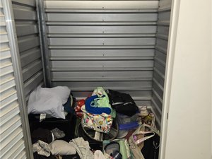 5 x 5 storage unit in Orange, CT