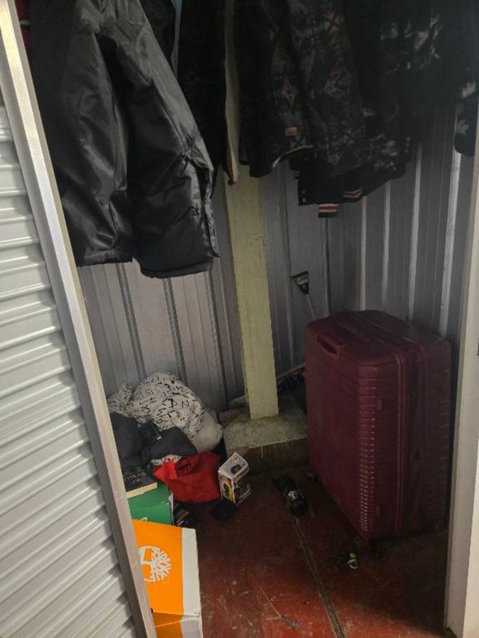 5 x 5 storage unit in Chicago, IL