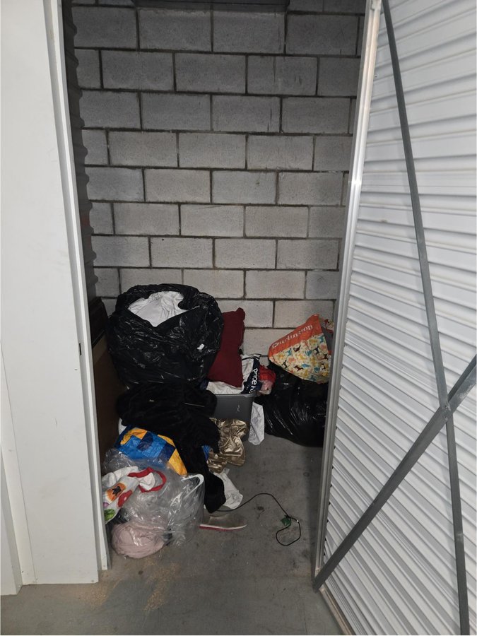 5 x 5 storage unit in Orange, CT