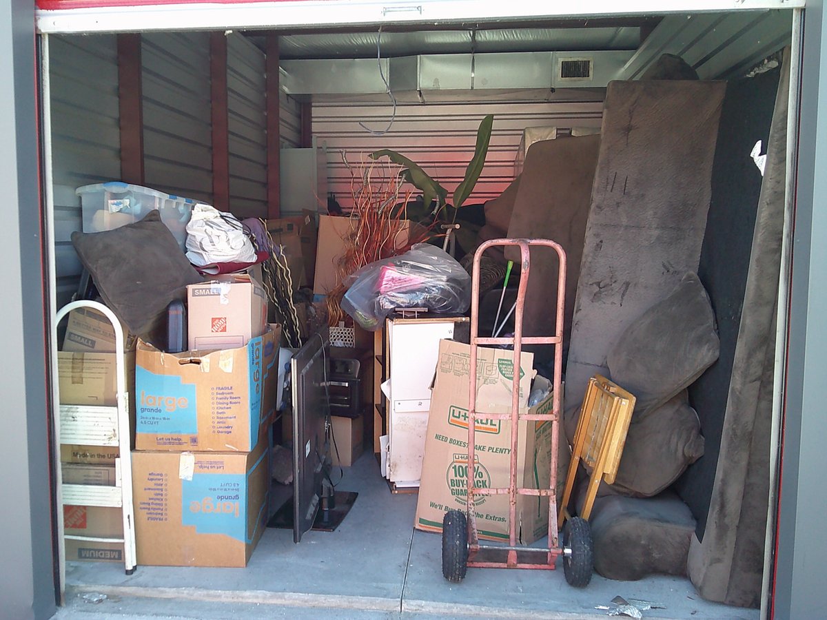 10 x 20 storage unit in Riverview, FL
