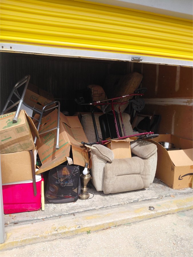 10 x 15 storage unit in Orlando, FL