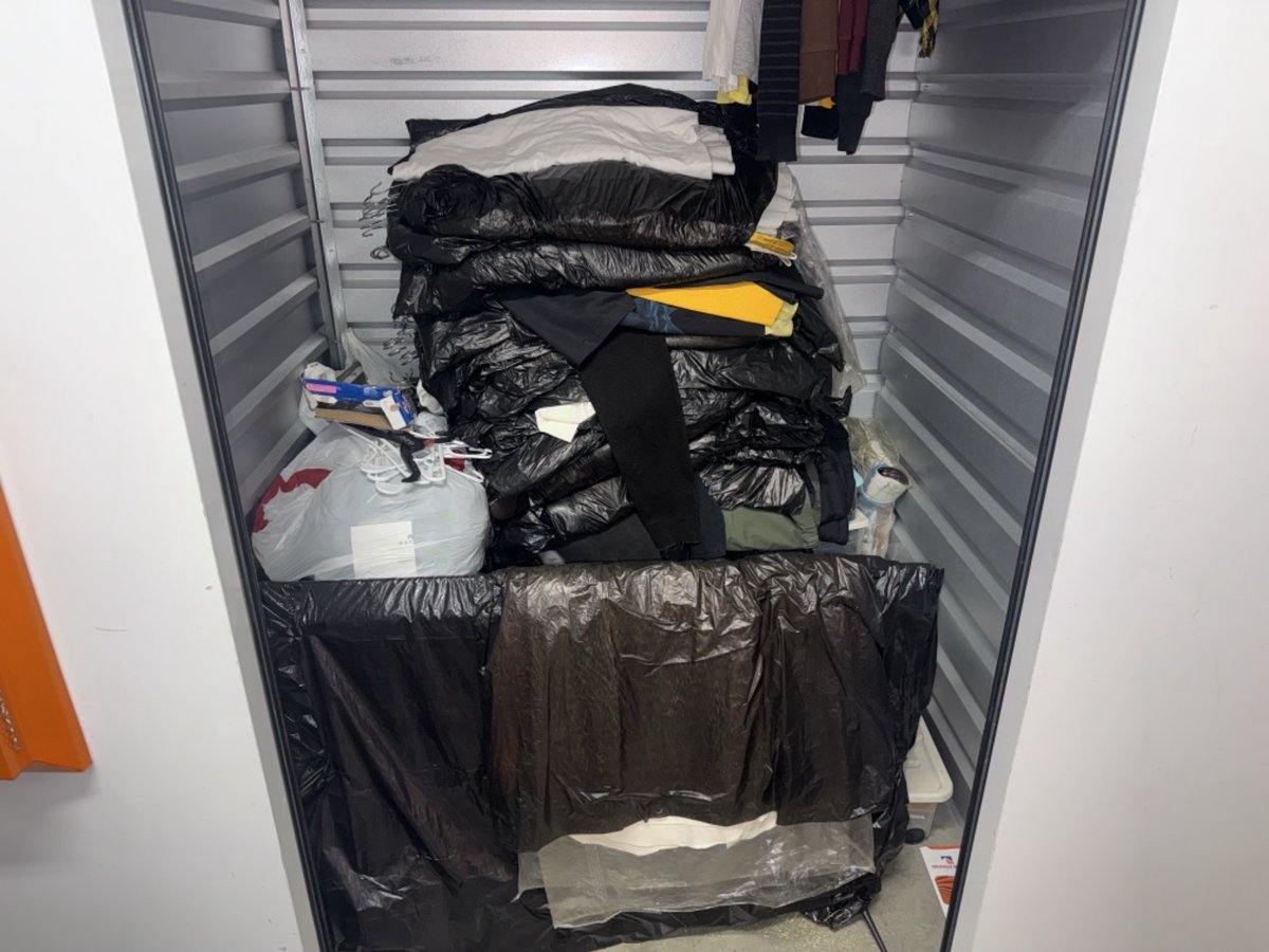 5 x 5 storage unit in Gardena, CA