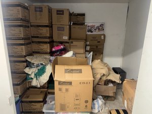 10 x 10 storage unit in Torrance, CA
