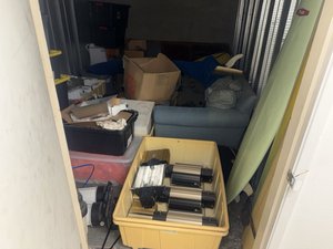10 x 15 storage unit in Torrance, CA