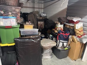 10 x 15 storage unit in Gardena, CA