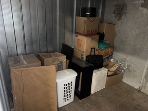 10 x 10 storage unit in Torrance, CA
