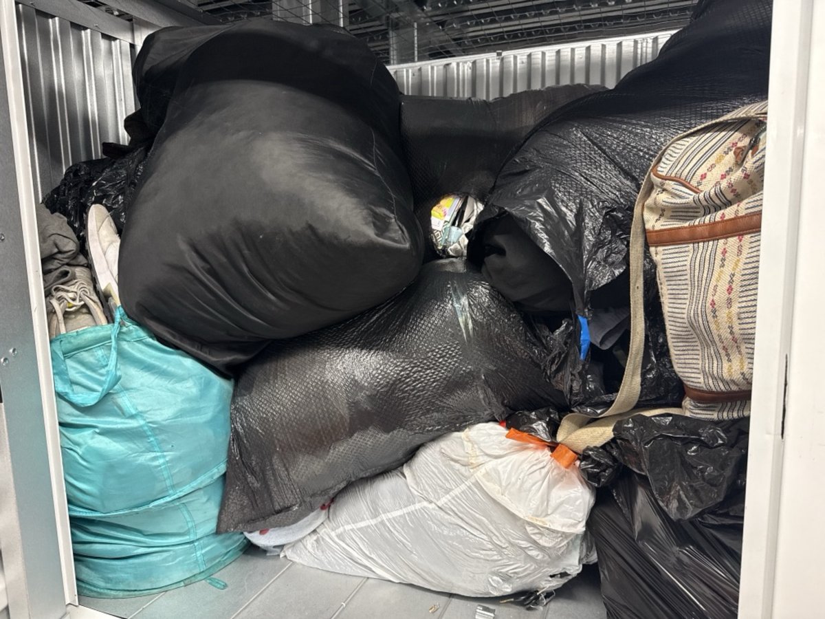 5 x 4 storage unit in Hawthorne, CA