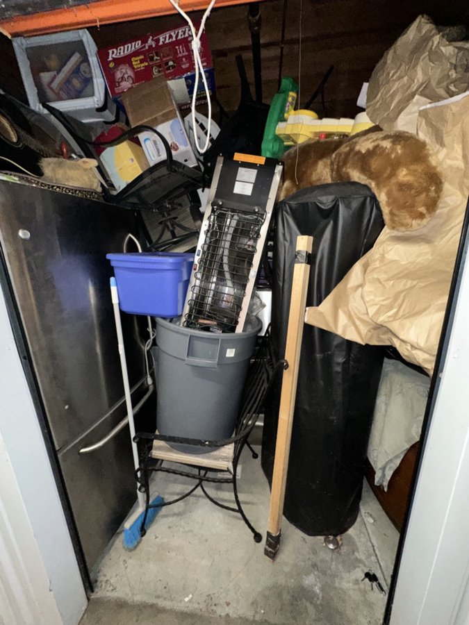 10 x 15 storage unit in Torrance, CA