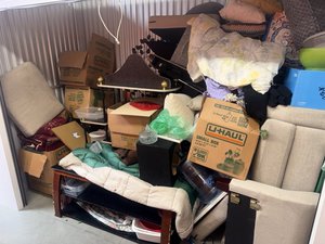 10 x 5 storage unit in Hawthorne, CA