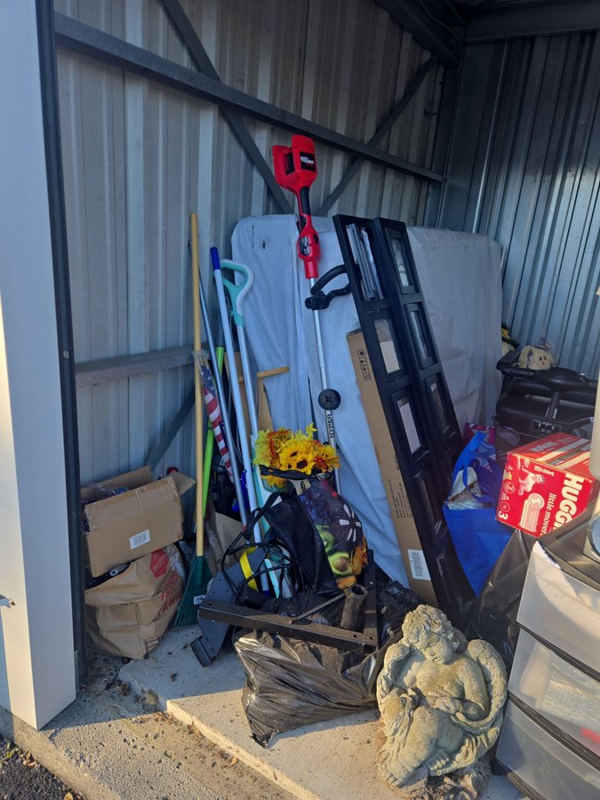 10 x 10 storage unit in Dillsburg, PA