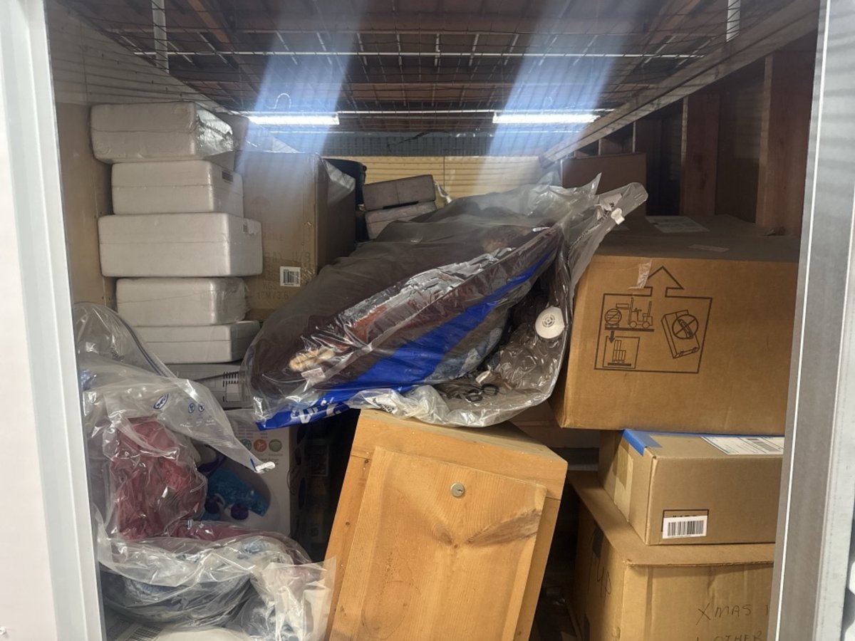 5 x 10 storage unit in Torrance, CA