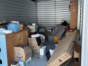10 x 20 storage unit in Mechanicsburg, PA