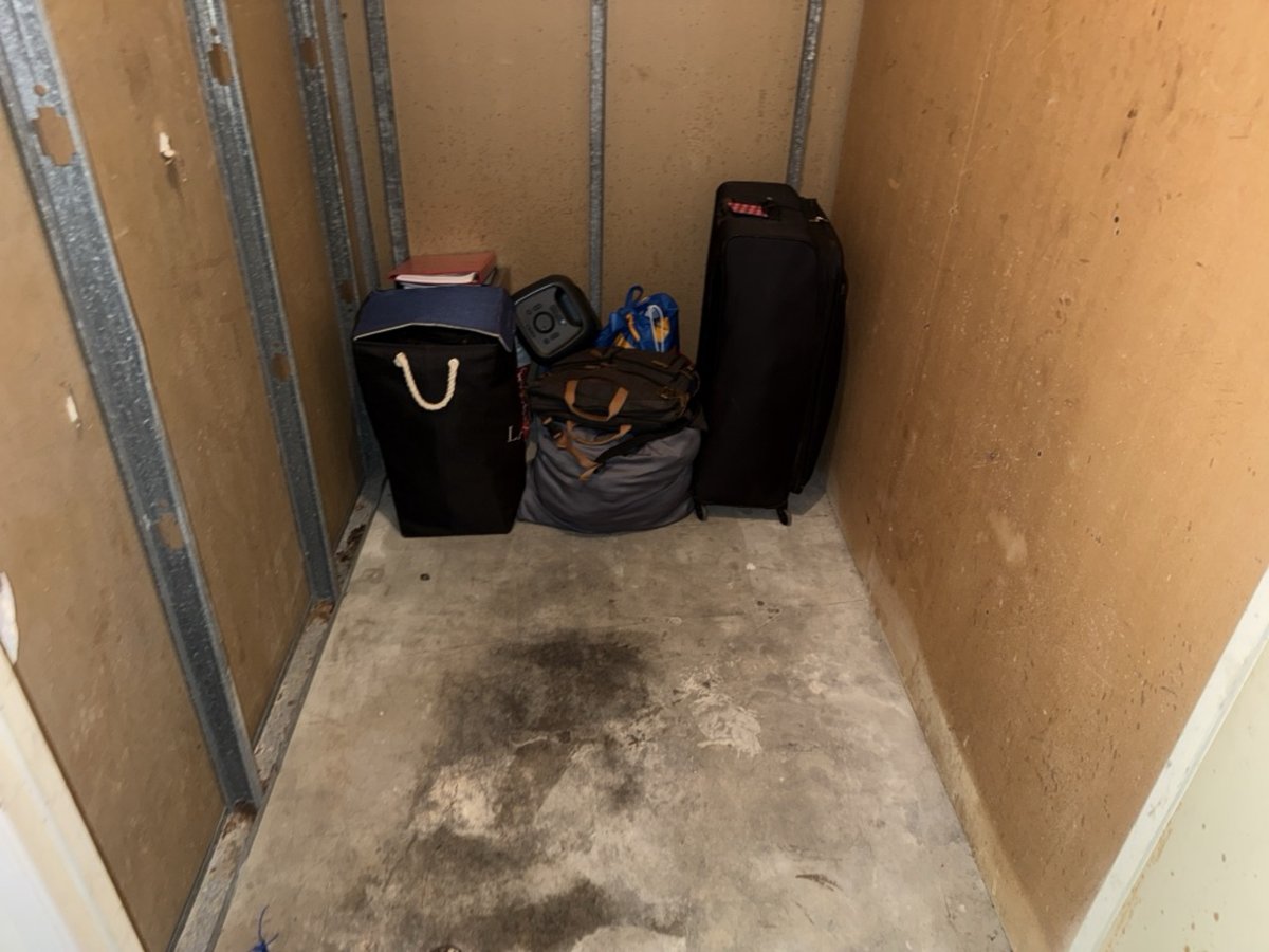 5 x 7 storage unit in Torrance, CA